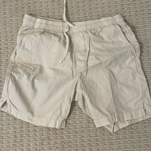 Save khaki shorts - Picture 1 of 2